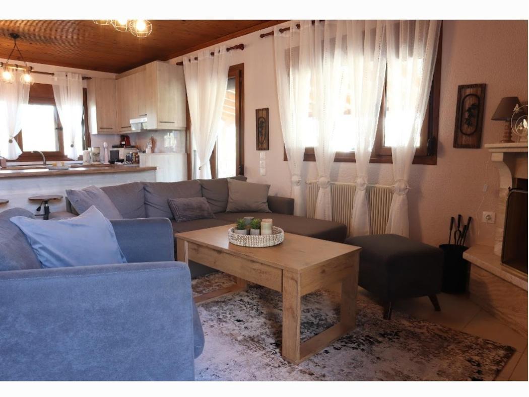 "2Steps From The Beach" Nea Iraklia Exterior foto