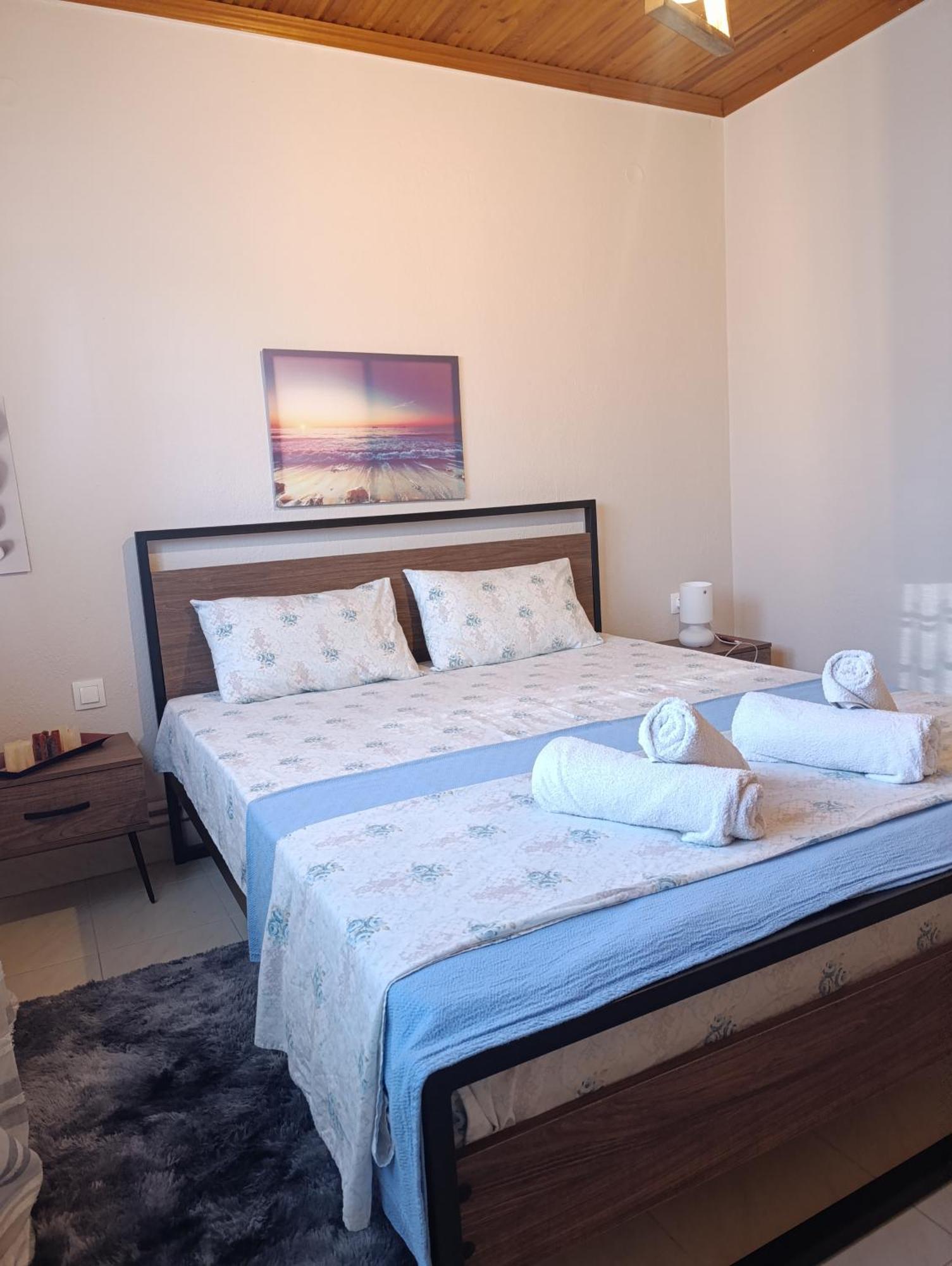 "2Steps From The Beach" Nea Iraklia Exterior foto
