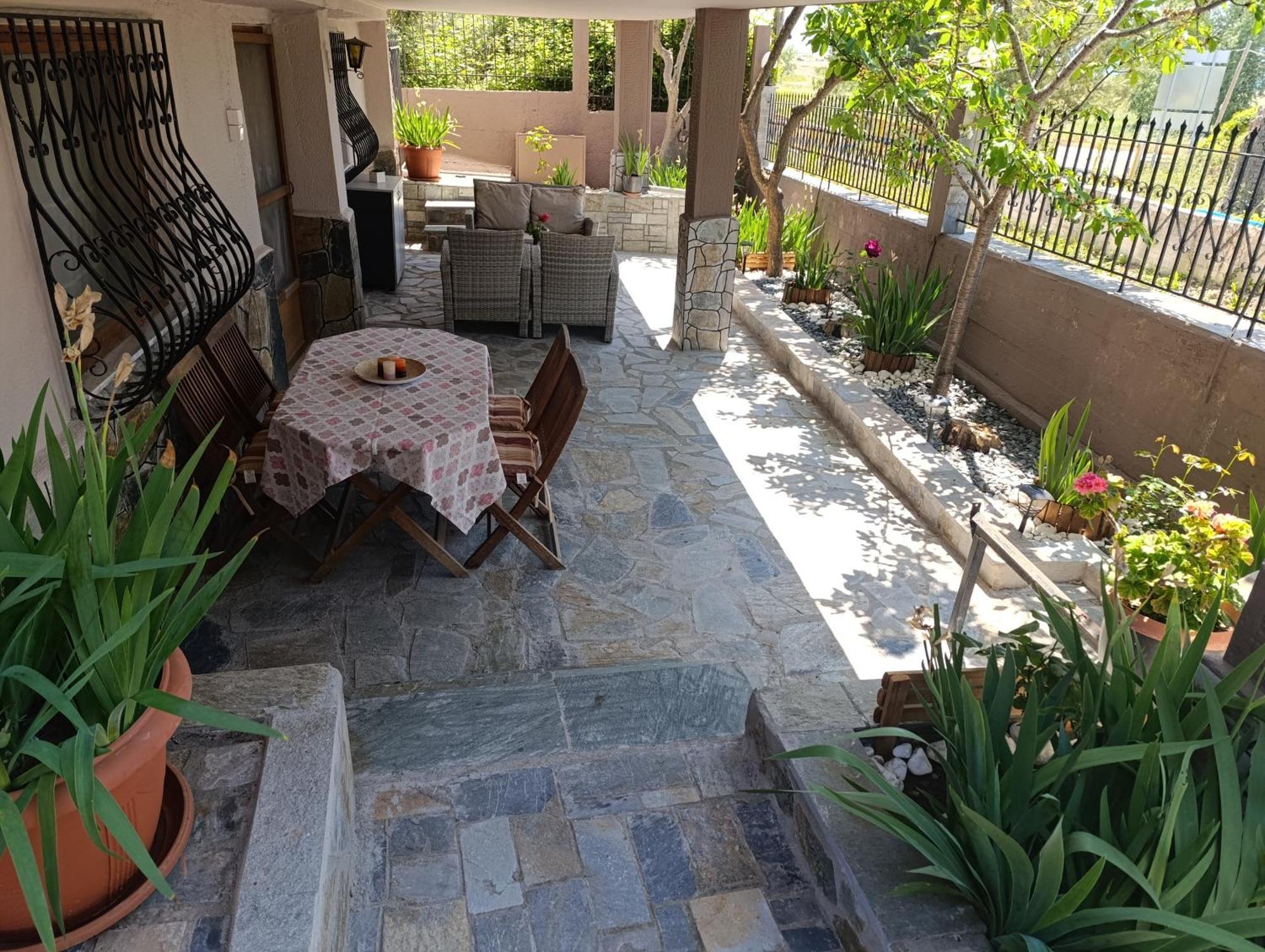 "2Steps From The Beach" Nea Iraklia Exterior foto