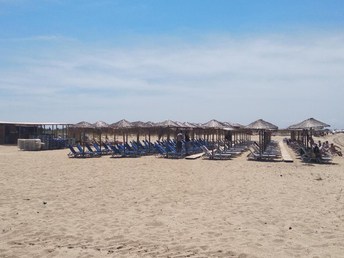 "2Steps From The Beach" Nea Iraklia Exterior foto